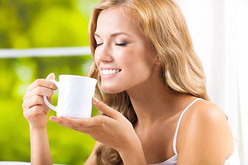 Uống trà giúp bạn hỗ trợ giảm cân.