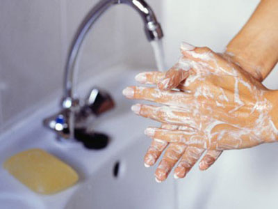 vệ sinh tay khi xử lý thực phẩm